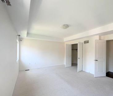 For Lease - 93 Forest Edge Crescent, East Gwillimbury, Ontario - Photo 5