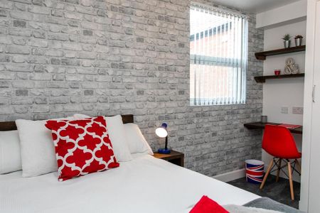1 bedroom in a house share to rent - Photo 4