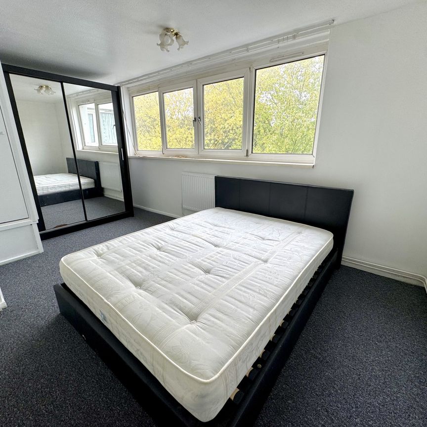 Spooner House, Greater London, TW5 - Photo 1