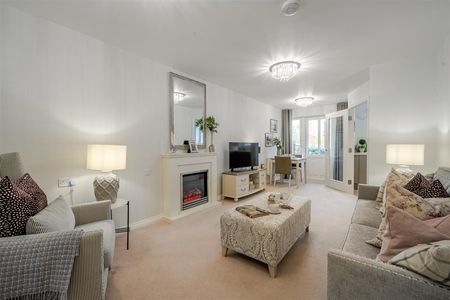 Mortimer Lodge, Bridgnorth, Shropshire - Photo 4