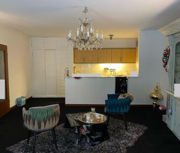 TRAUMHAFTE BALKONWOHNUNG NAHE SASELER MARKT SUCHT NACHMIETENDE - Foto 1