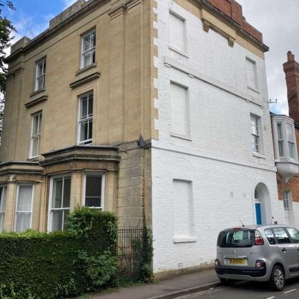 St. Johns House, Banbury, OX16 - Photo 1