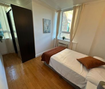 4 bedroom flat share to rent - Photo 4