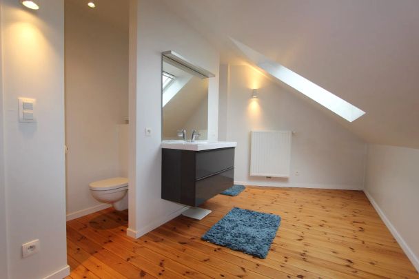 PRACHTIG GERENOVEERD APPARTEMENT IN HET CENTRUM - Photo 1