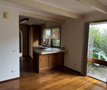 Large Family Home - Photo 4