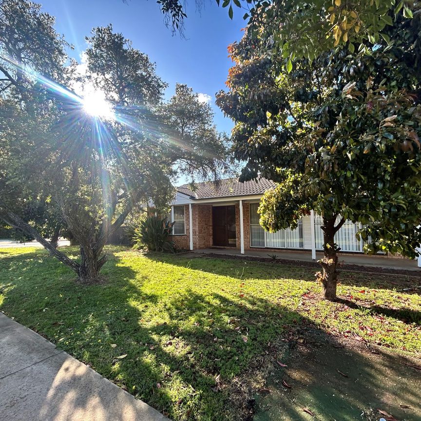 LOVELY FAMILY HOME - Photo 1