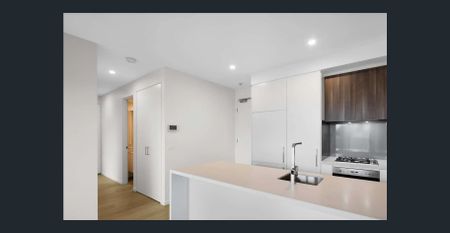 Stylish 2-Bedroom Apartment with Secure Parking in Prime Caufield North Location - Photo 2