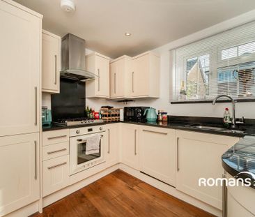 2 bedroom detached house to rent - Photo 5