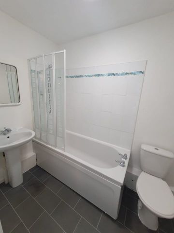 2 Bed Flat, Towngreen Court, M8 - Photo 5