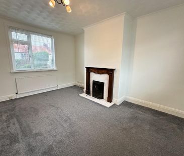 2 bedroom end of terrace house to rent - Photo 2