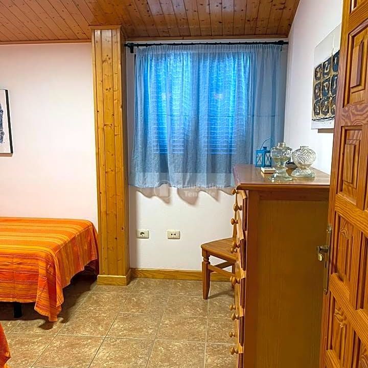 ** To rent 1 bedroom beach front house in Las Galletas - Photo 1