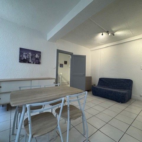 Location Appartement 1 pièce 31m² CARCASSONNE 11000 - Photo 1