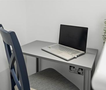 Studio to rent - Photo 1