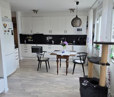 Lotta Svärds gränd, Hägersten - Photo 6