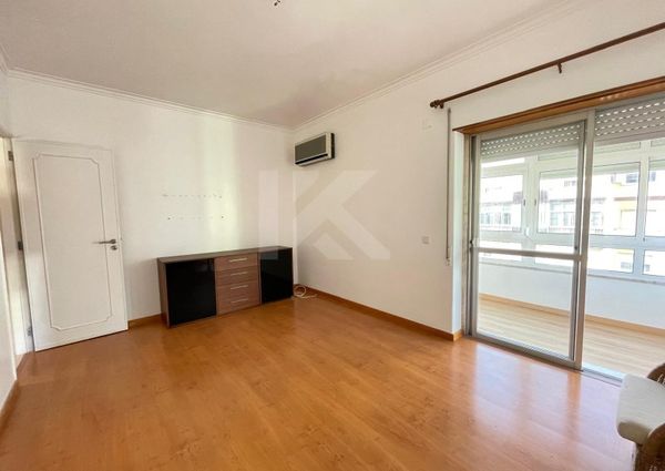 Apartamento T3 em Lisboa