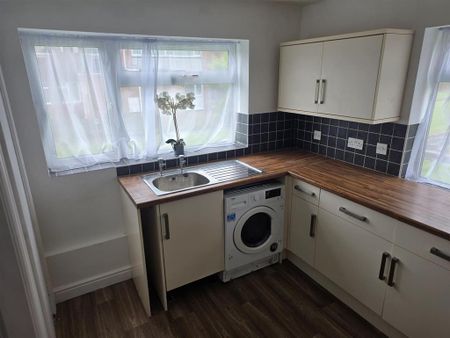 2 bedroom apartment to rent - Photo 5