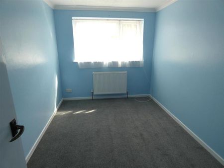 3 bedroom terraced house to rent - Photo 3