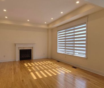 For Lease - 6 Blacksmith Trail, East Gwillimbury, Ontario - Photo 1