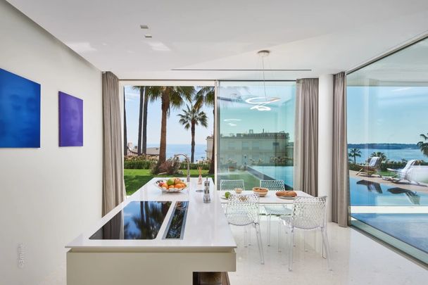 Cannes-villa contemporaine-vue mer-ascenseur - Photo 1