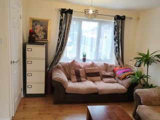 3 Bed Semi-Detached House, Rimmer Close, M11 - Photo 3