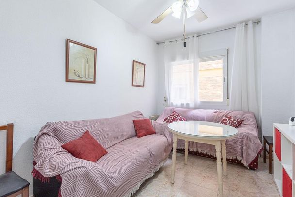 Flat - Granada (Constitucion) - Photo 1