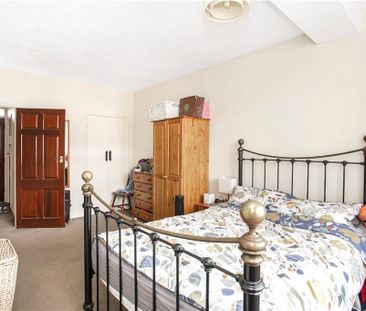 Upper Richmond Road, Putney, SW15 6TR - Photo 4