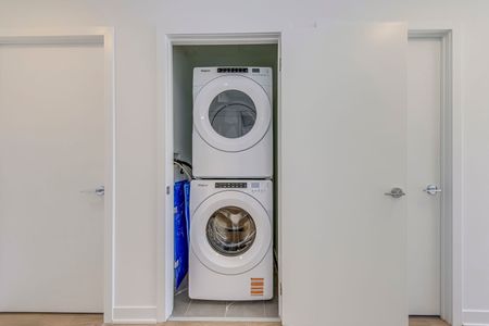 For Lease - 1037 The Queensway N/A Unit# 302, Toronto, Ontario - Photo 2