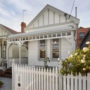 Victorian Charm with Rooftop City Views! - Photo 2