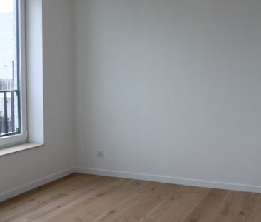Erg modern appartement met 2 slaapkamers en 2 badkamers! - Photo 1