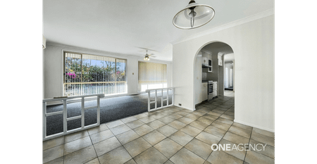 COMFORT AND CONVENIENCE IN SANCTUARY POINT - Photo 3