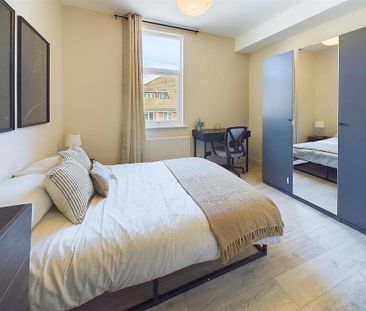 1 bedroom in a house share to rent - Photo 5