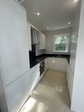 4 Bed Flat, Emmanuel House, CR2 - Photo 5
