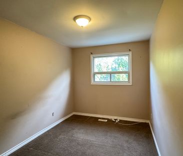 For Lease - 66 Metro Road Unit# Main, Georgina, Ontario - Photo 3