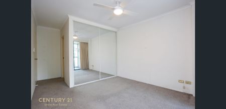 Deposit Taken - Two Bedroom Apartment Close to Royal North Shore Hospital - Photo 4