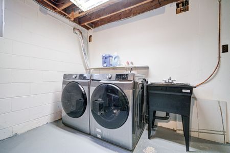 For Lease - 306 Wenlock Avenue, Richmond Hill, Ontario - Photo 5