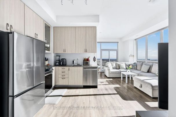 20 Meadowglen Place #2604 - Photo 1