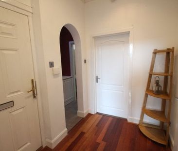 Kings Park Road, Mount Florida, G44 4TX - Photo 5