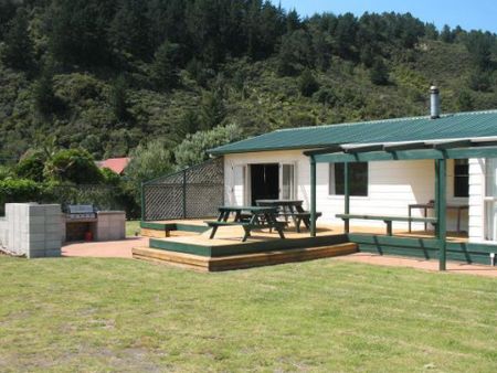 Pacific Parade - Photo 2