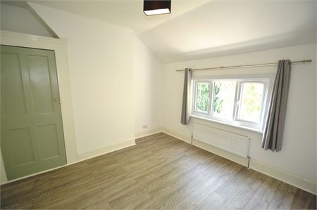 Rochdale Road, Abbey Wood - Photo 2