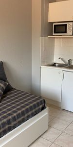 Location Appartement 1 pièce 17m² - Photo 3