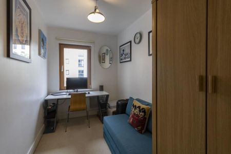 2 bedroom apartment to rent - Photo 4