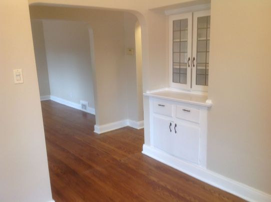 For Lease - 614 CHURCHILL Avenue, Carlingwood - Westboro and Area, Ontario - Photo 1