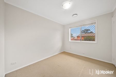 5/47 Christopher Crescent, Queanbeyan NSW 2620 - Townhouse For Rent | Domain - Photo 3