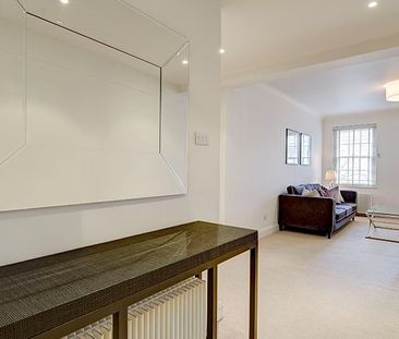 Pelham Court, Chelsea - Photo 1