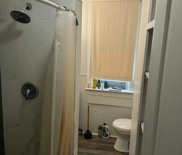 For Lease - 13 Main Street, Newmarket, Ontario - Photo 1