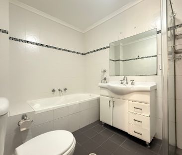 7/8-10 Browne Parade, Warwick Farm NSW 2170 - Apartment For Rent | ... - Photo 4