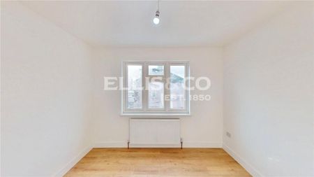 4 bedroom terraced house to rent - Photo 4