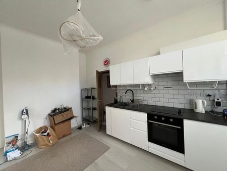1 Bed Flat, The Avenue, SO17 - Photo 3