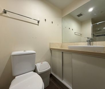 Fully Furnished Student Apartment Near Melbourne Uni – 1 Bedroom, 1... - Photo 3