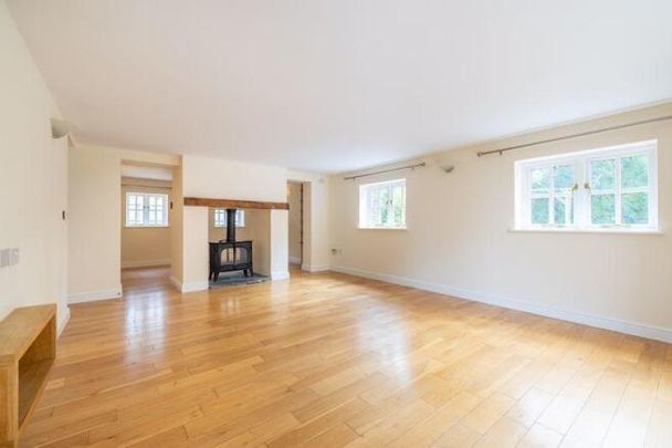 4 bedroom house to rent - Photo 1